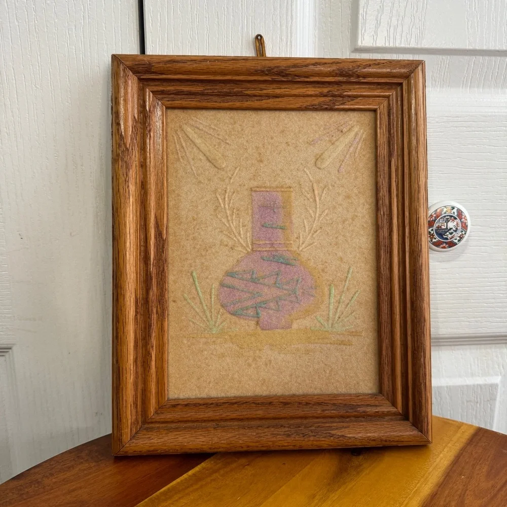 Handmade New Mexico Navajo pot framed sand‎ art